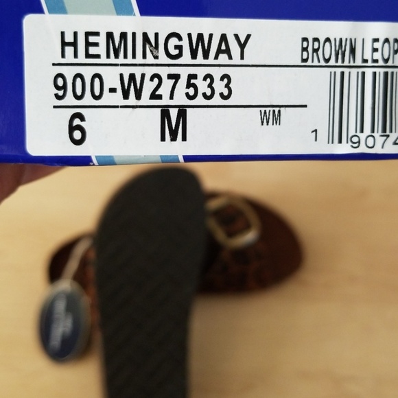 🆕️ White Mountain Sandals - Picture 6 of 6